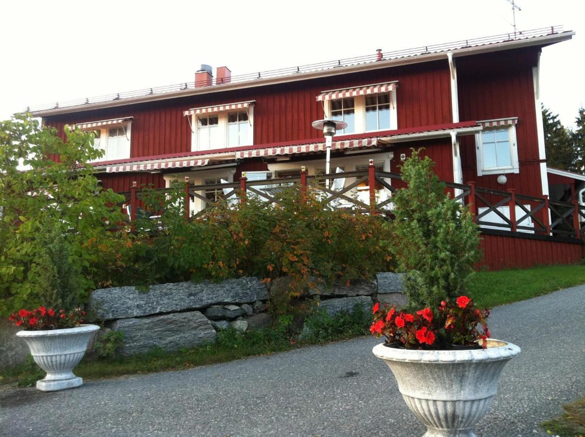 Pensionatet I Mellanfjaerden Kvarnmon Exterior photo